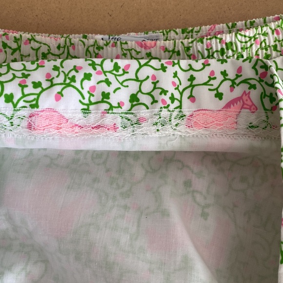 VTG. The Vested Gentress Hand-screen Print. Pink Horses with green vines. Small - Picture 10 of 15